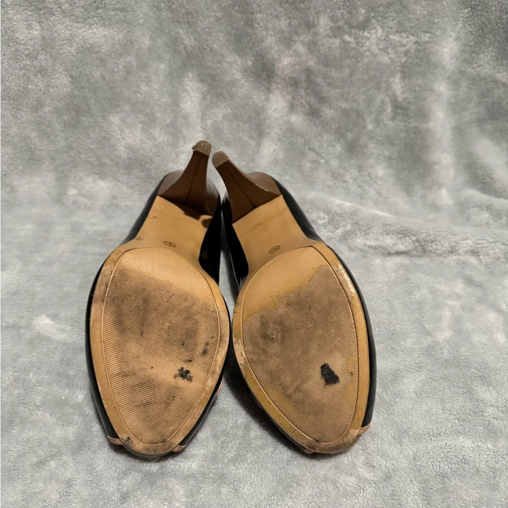 Black and Tan Peep Toe Heels - Picture 7 of 8